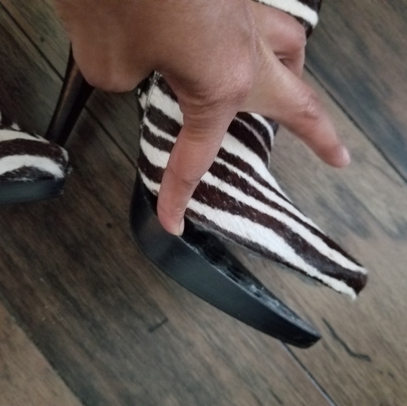 Steve Madden Mohair Zibra Print Platform Ankle Boots Survey Size 7 M - Picture 7 of 12